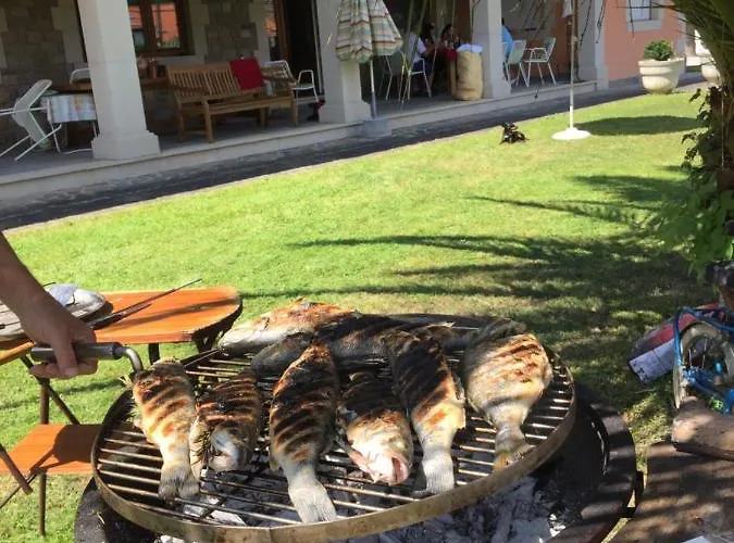 El Urogallo En El Valle De Cabuerniga Oda ve Kahvaltı